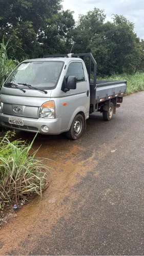 CAMINHAO CARROCERIA FERRO HR HYUNDAI 