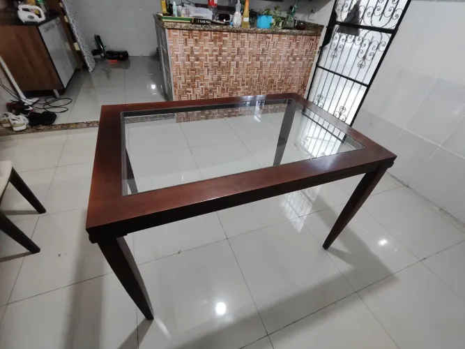 Mesa De Madeira Com Tampo de Vidro 120x80cm