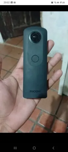 Câmera ricoh theta s