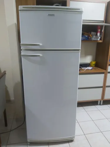 Vendo Geladeira Dako duo 450 Turbo frio