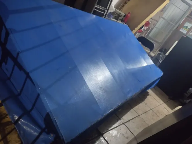 Toldo semi novo 2.70 x1.20 ótimo estado 