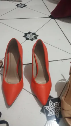 Scarpin 34 semi novo R$ 70.00