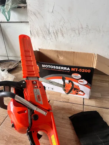 Motoserra M5200