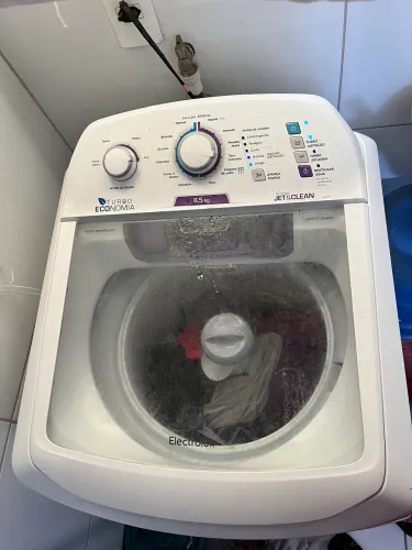 Máquina de lavar Eletrolux 8,5kg R$800