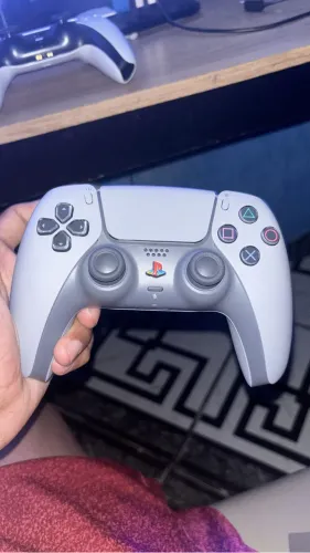 Controle PlayStation 30 anos