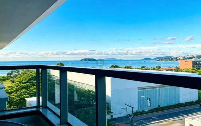 Alugo cobertura duplex, com 3 suítes, 02 garagens, Espaço gourmet com churrasqueira, vista
