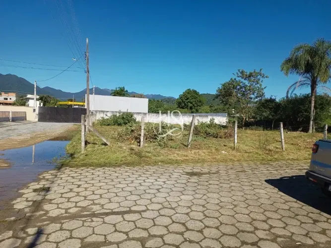 Terreno de esquina a venda, 451m², Aririú - Palhoça - SC