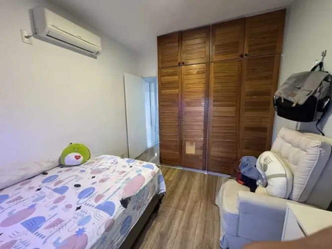 Apartamento : / Residencial / Leblon