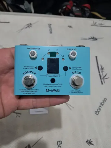 Pedal de efeito,para gravar varios instrumentos em linhas 