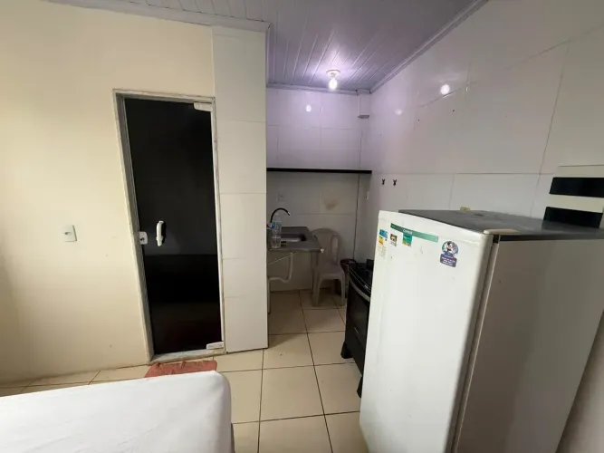 EXCELENTE OPORTUNIDADE! KITINETE MOBILIADA PRÓXIMA À ORLA