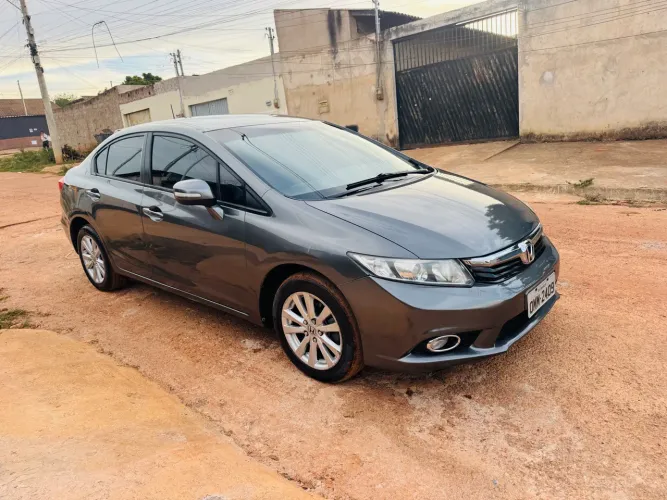 Honda Civic Sedan LXR 2.0 Flexone 16V Aut. 4P 2014