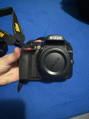 Camera Nikon D3400
