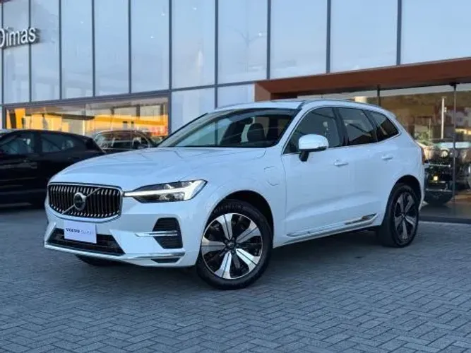 Volvo XC-60 T-8 Plus 2.0 AWD (híbrido) 2023
