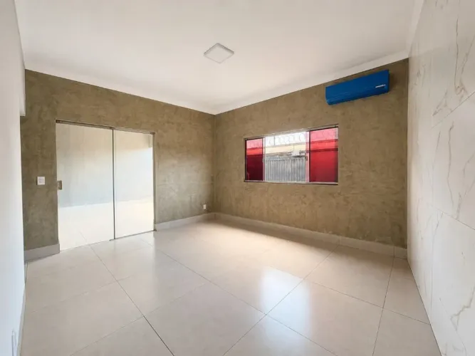 Casa com 3 dormitórios à venda, 126 m² por R$ 515.000,00 - Setor Faiçalville - Goiânia/GO