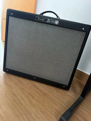 Fender Hot Rod Deville - 2x12 - Americano - Válvulas JJ Novas - Troco por Fractal ou Quad.