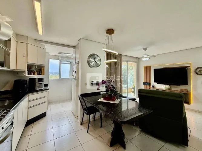 Apartamento com 2 dormitórios à venda por R$ 900.000 - Agronômica - Florianópolis/SC