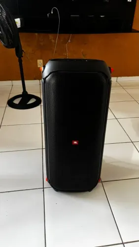 JBL PartyBox 710 Original - 800W RMS - Excelente Estado