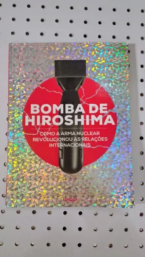 Livro Bomba de Hiroshima 