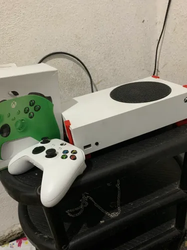 Xbox series s +hd 1Tera