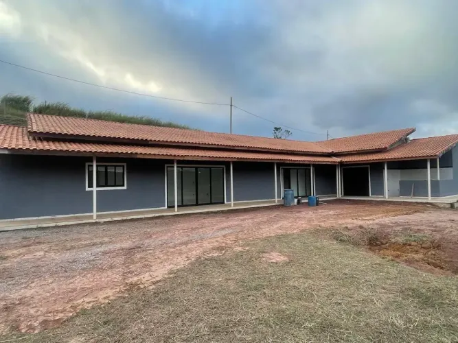 Casa em Condomínio no Interior