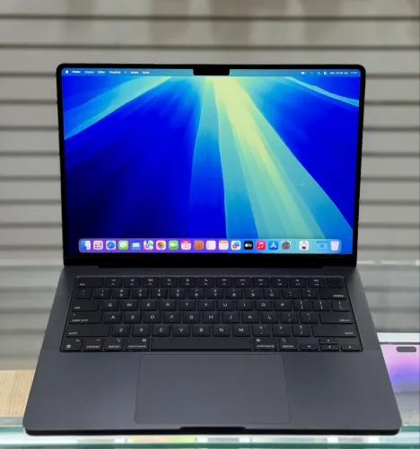 Macbook pro 14 polegadas chip m4 pro 24gb / 512gb garantia 10/05/2027, 8 ciclos ( 24 gb )