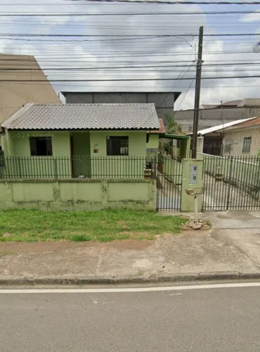 Terreno com casas Em Araucária, bairro Estação