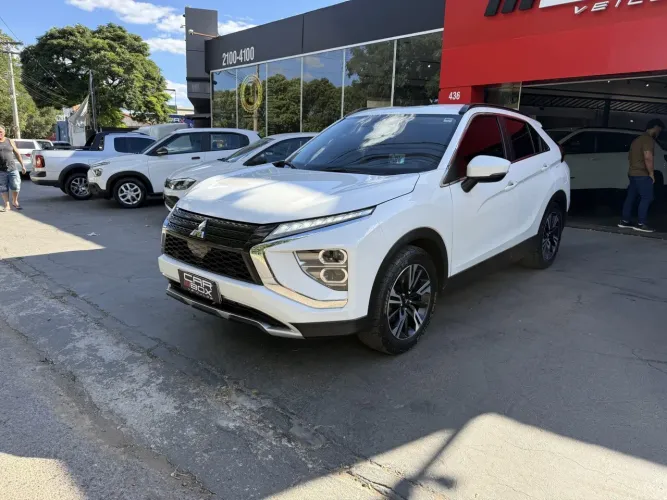 Mitsubishi Eclipse Cross HPE 1.5 16V 165cv AUT 2023