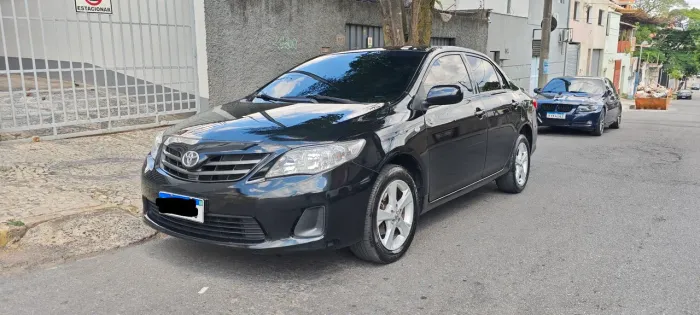 Toyota Corolla GLI 1.8 Flex 16V Aut. 2014