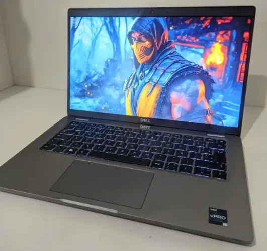 Notebook Dell Latitude i5-1245U VPro 16GB (Tela de 14)