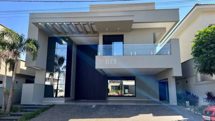 CASA ALTO PADRÃO CONDOMINIO FECHADO