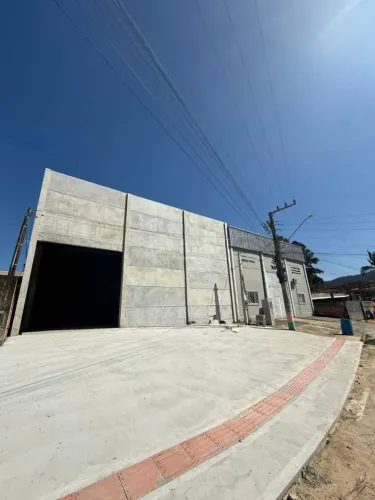 Locação Anual: Galpão Comercial // Várzea do Ranchinho