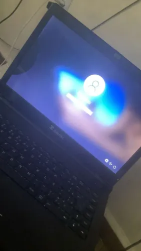 Notebook Itautec - PARA CONSERTO OU RETIRADA DE PEÇAS 