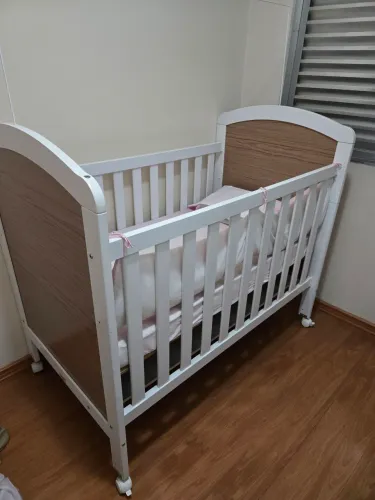 Berço + Guarda Roupa bebê