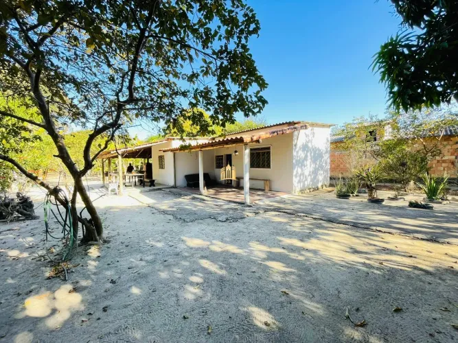 Venda de Sítio na Região dos Tropeiros, Esmeraldas - 2.750m² com Casa, Fogão a Lenha, R$ 3