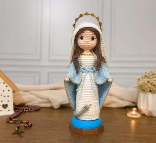 Nossa Senhora das Graças em Amigurumi/artesanal/pronta entrega