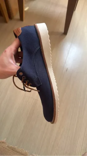 2 Sapatos NOVOS da Reserva por apenas R$ 250,00