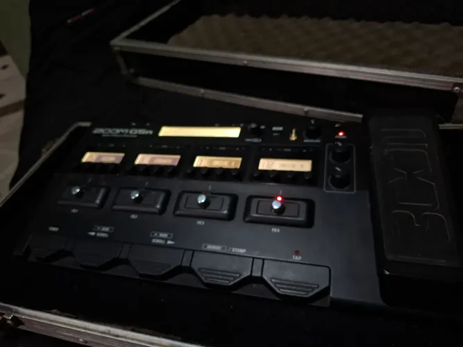 Pedaleira ZOOM G5N