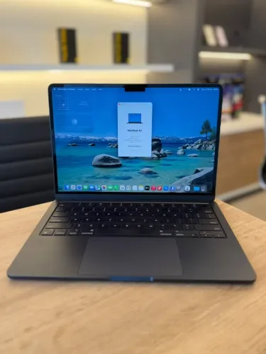 Macbook Air M2 256gb 16gb Ram Seminovo com Garantia Apple | Loja Física
