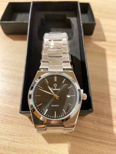 Relógio Binbond Quartz - Elegância e Precisão