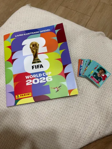 Álbum da copa do mundo 2026 - 429 figurinhas, 73 repetidas e 1 Legend