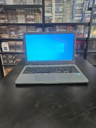 Notebook Samsung 350X Intel Celeron 3865U, Memória RAM: 4GB, Armazenamento: SSD 120GB
