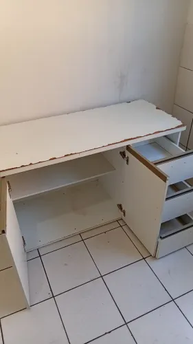 Armário de cozinha branco - Bom estado