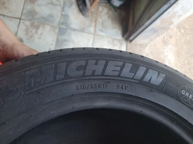 Michelin 215/55R17 94V