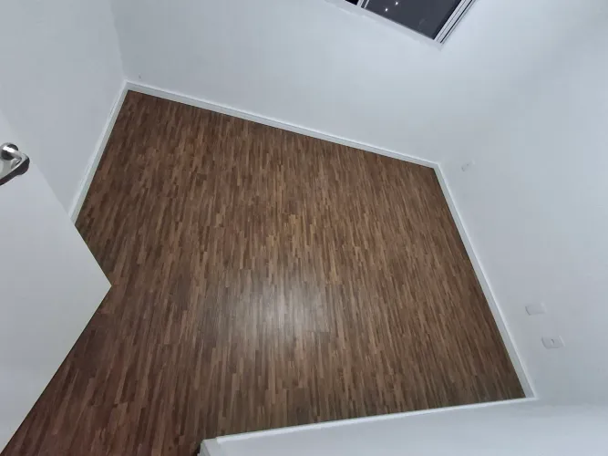 Instalador Especializado: Piso Vinílico, Laminado e Rodapés