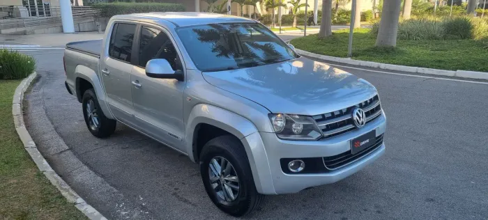Volkswagen Amarok Trendline CD 2.0 TDI 4X4 Dies AUT 2016