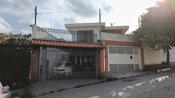 Casa para venda em Parque Jabaquara com 3 quartos, sendo 3 suítes, 185m²