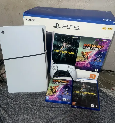 Vendo PS5 SLIM DIGITAL 1TB ACOMPANHA 2 JOGOS MÍDIA FÍSICA