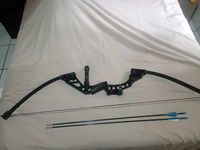 Arco e flecha recurvo 50 lbs