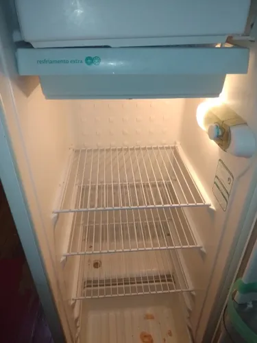 Geladeira Consul Defrost CRC28