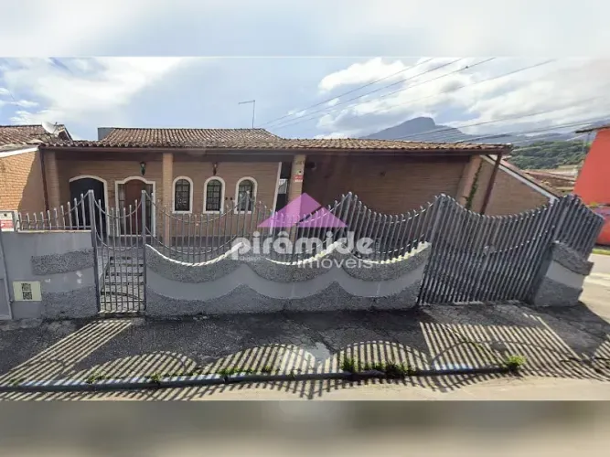 Casa à venda, R$ 1.399.000,00 e locação R$ 6.500,00 - Centro, Caraguatatuba, SP